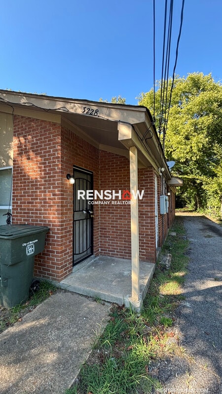 Building Photo - 3228 Lyndale Ave