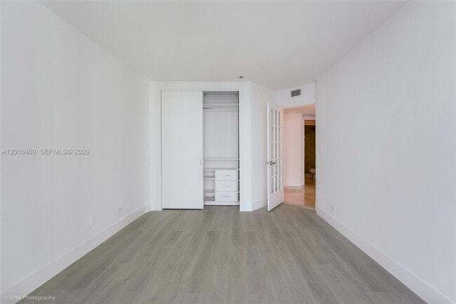 Building Photo - 2451 Brickell Ave