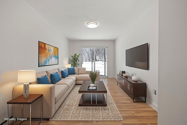 Building Photo - 122 Union St