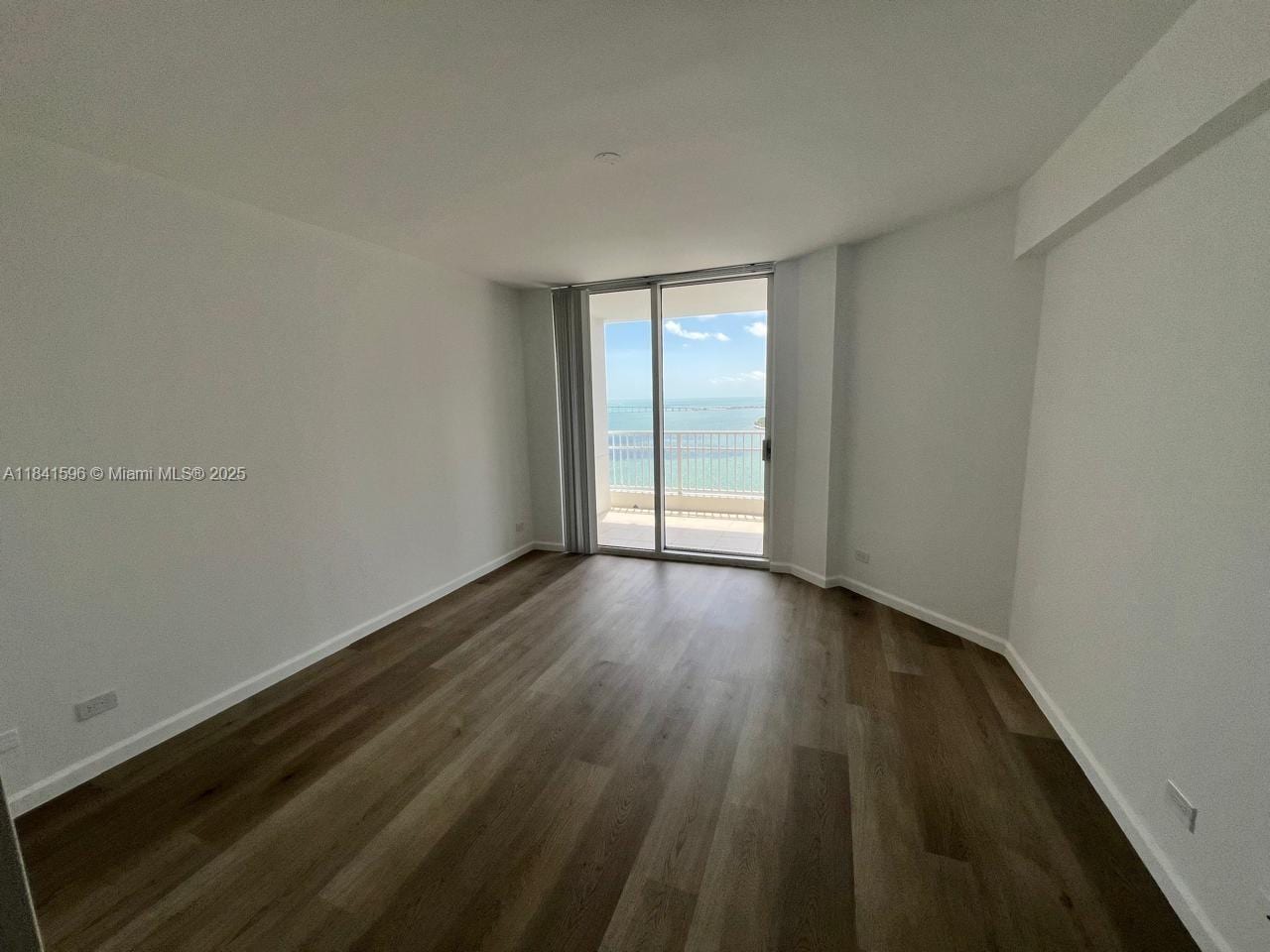 Building Photo - 701 Brickell Key Blvd