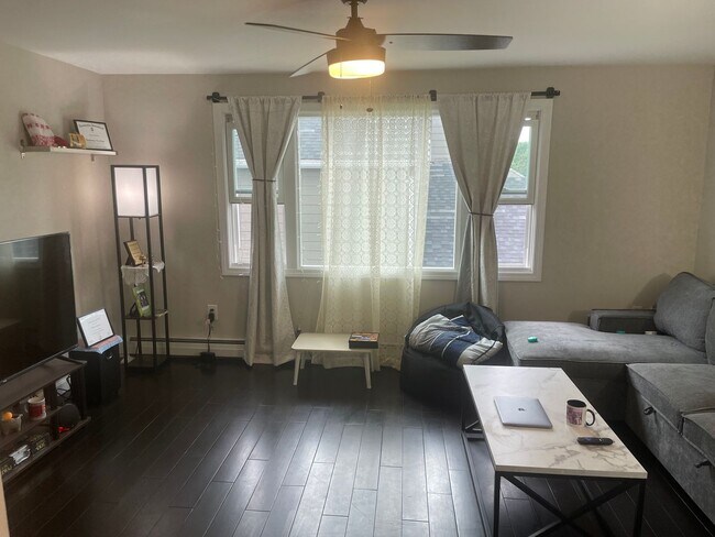 Building Photo - *129 Home Avenue