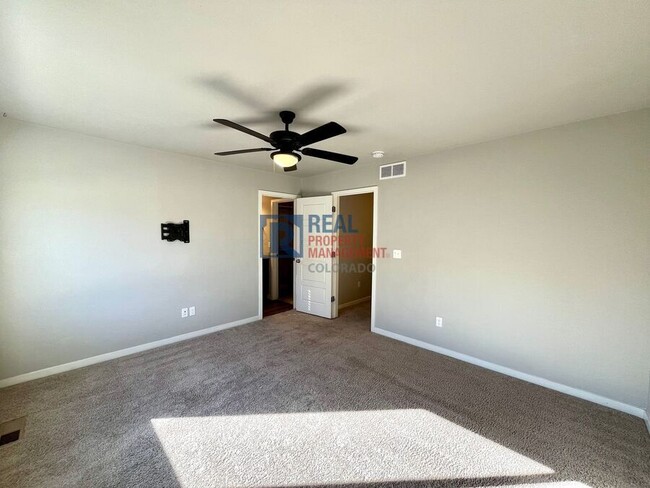 Building Photo - 6179 Mineral Belt Dr