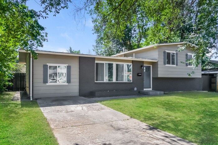 Primary Photo - 151 Harvard St