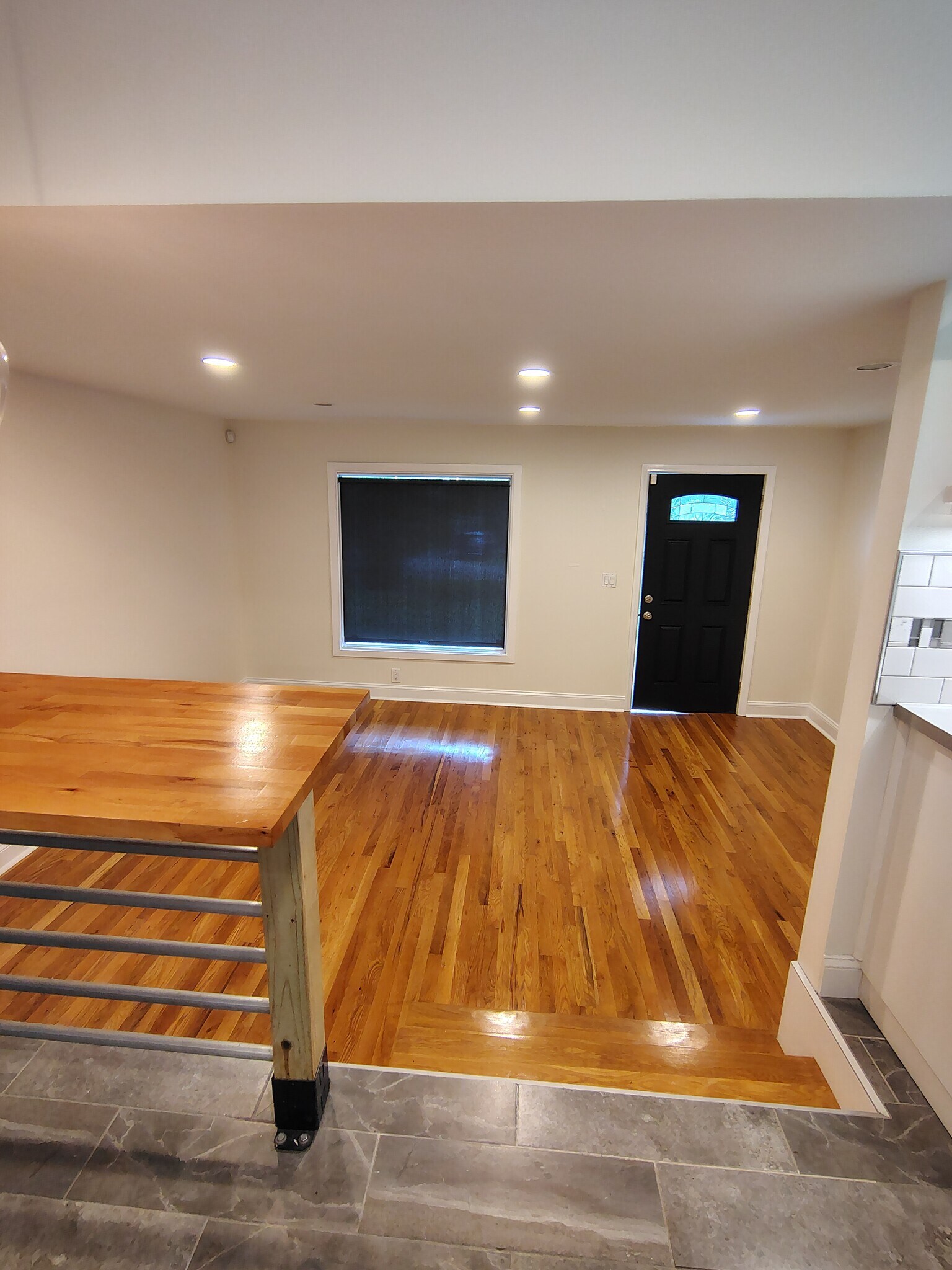 Building Photo - 3819 Inglewood Cir N