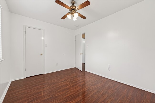 Building Photo - 8411 Tamayo Dr