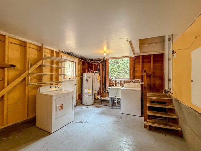 Building Photo - 5414 Firwood Dr