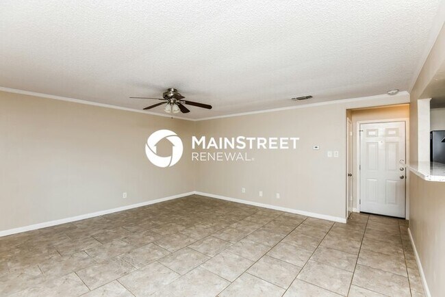 Building Photo - 3 Bedroom Pet-Friendly Home in Crowley, TX with Main Street Renewal