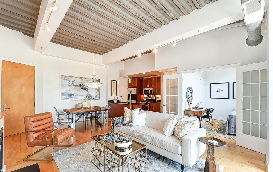 Building Photo - 1320 13th St NW