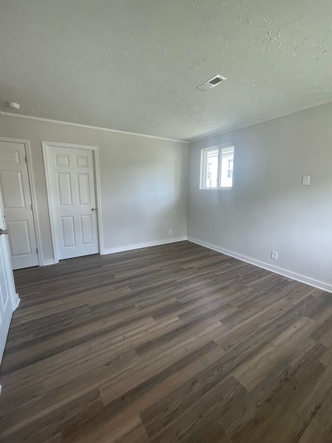 Building Photo - 1251 1st Ave S