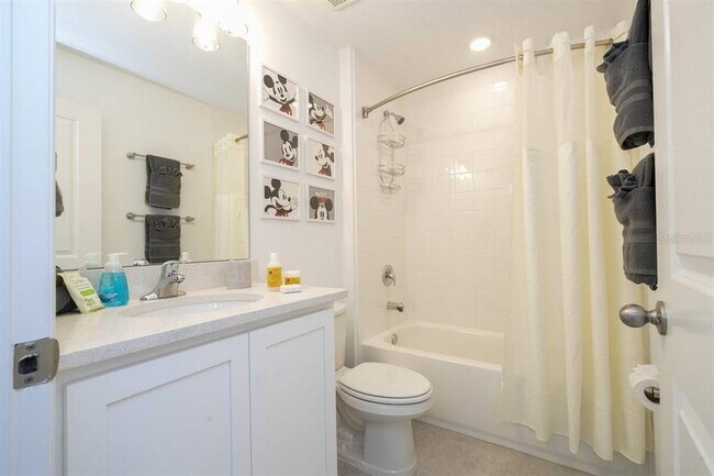 Building Photo - 619 Longboat Dr
