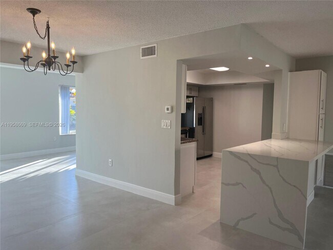 Building Photo - 9200 SW 54th St