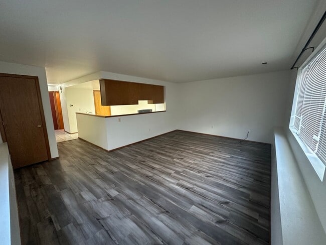 Building Photo - CL2506-2508