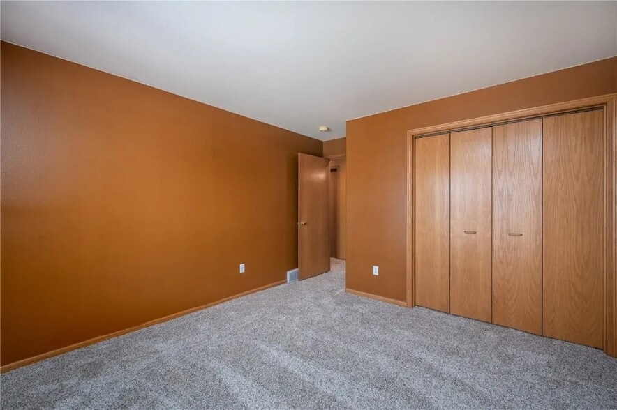 Building Photo - 1307 Crossings Ct NE