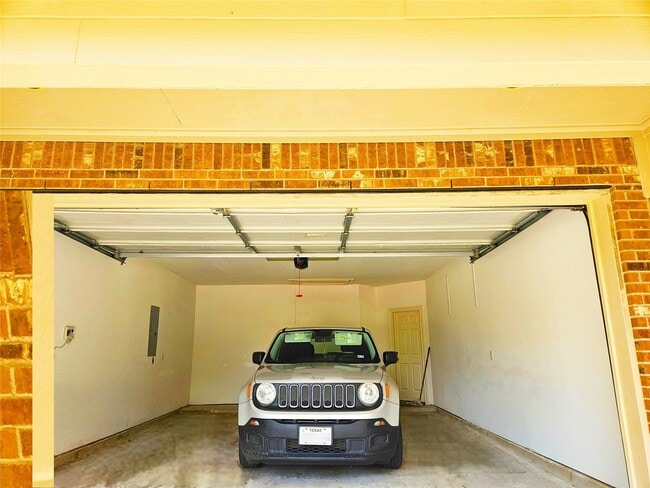 Building Photo - 5434 Faircreek Ln