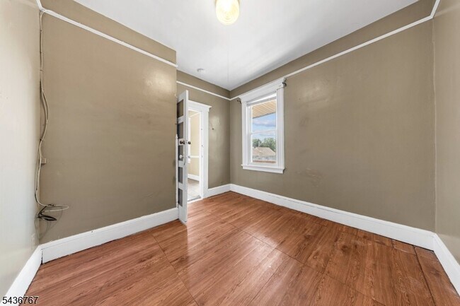 Building Photo - 359 Belmont Ave
