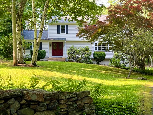 Primary Photo - 25 Jade Tree Ln