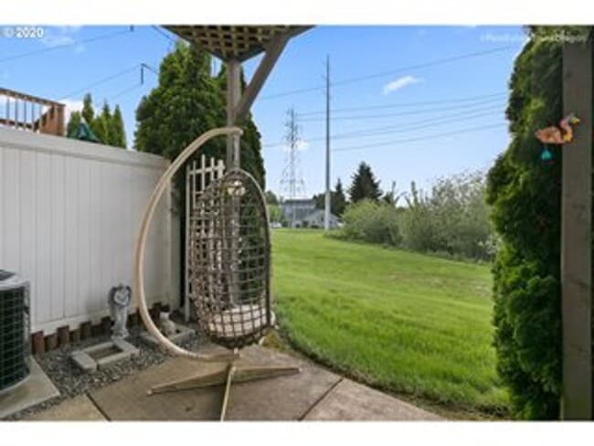 Building Photo - 2 Bedroom Townhome in Gated Fairview Terrace!