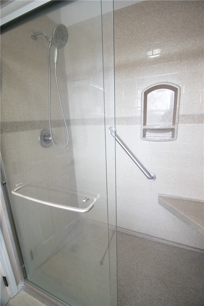 Building Photo - 15284 Putman Rd