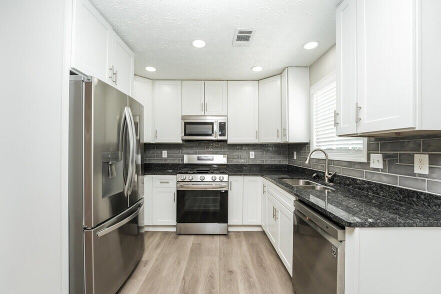 Building Photo - 519 Shenandoah Ln