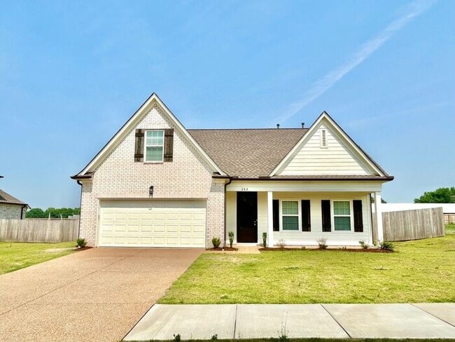 Building Photo - Now Leasing a 4-Bedroom 2.5 Bath Home in M...