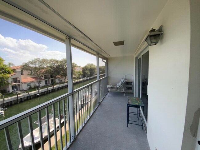 Building Photo - 120 Lehane Terrace