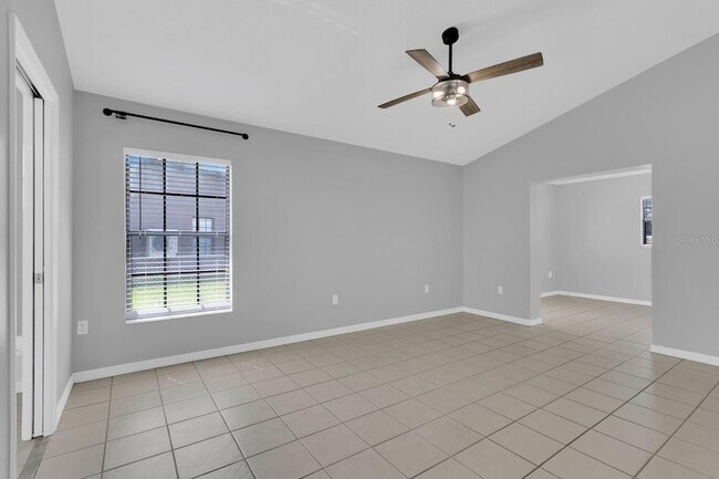 Building Photo - 2414 Sweetwater Blvd