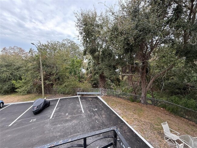 Building Photo - 1345 Drew St