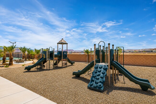 Building Photo - 2831 E Snowberry Dr