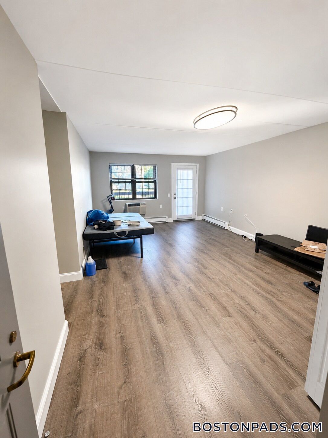 Building Photo - 757 Highland Ave