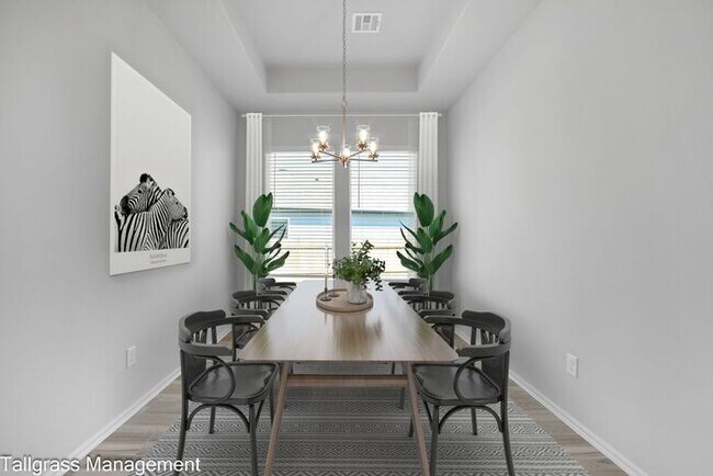 Building Photo - A Blend of Modern Luxury and Comfort