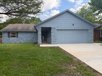 Building Photo - 3-bedroom, 2-bath rental in the heart of Tulsa, located in the highly desirable Union School Dist...