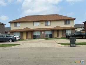Building Photo - 4409 Jeff Scott Dr