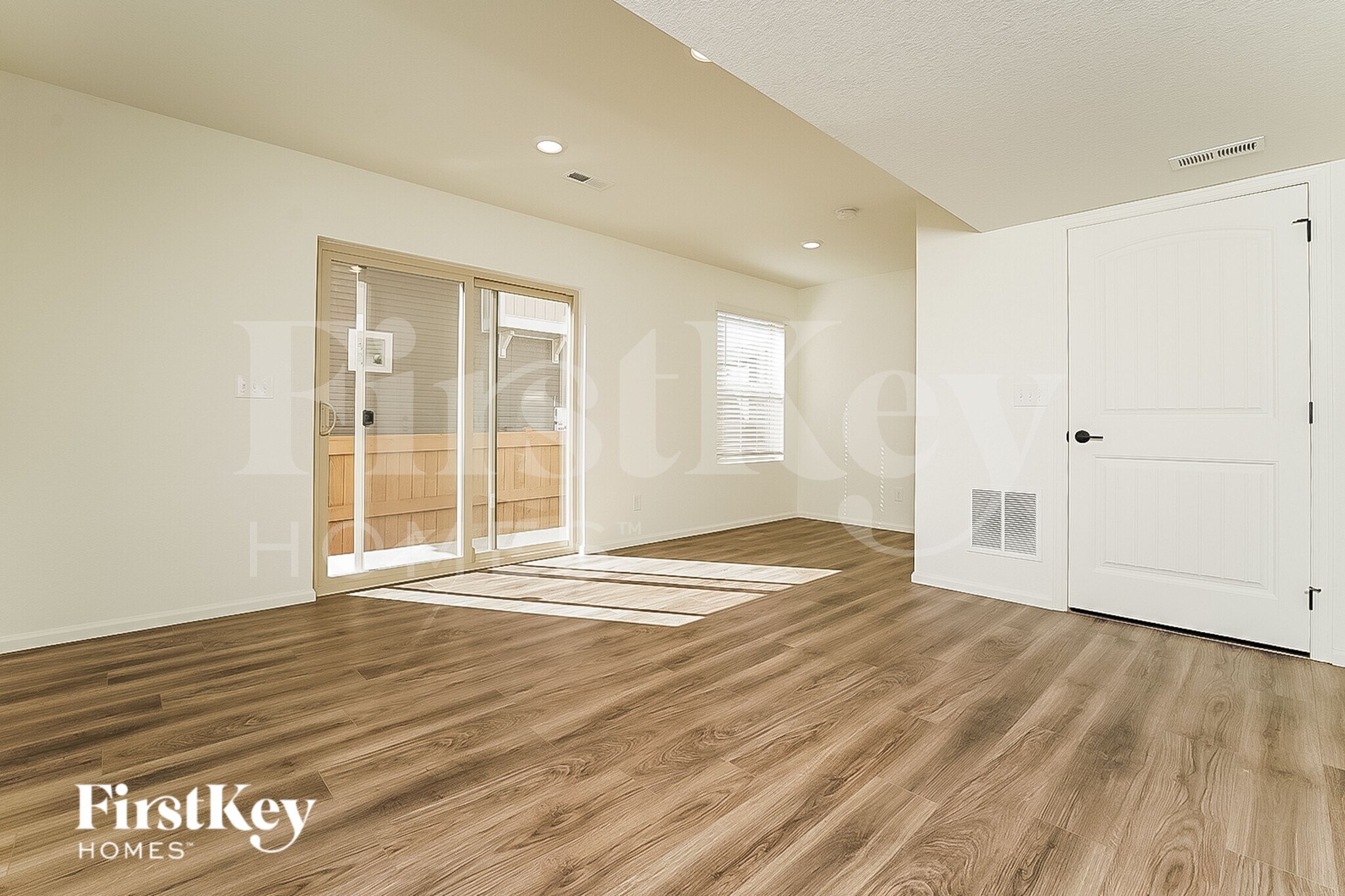 Building Photo - 10073 Yampa Ct