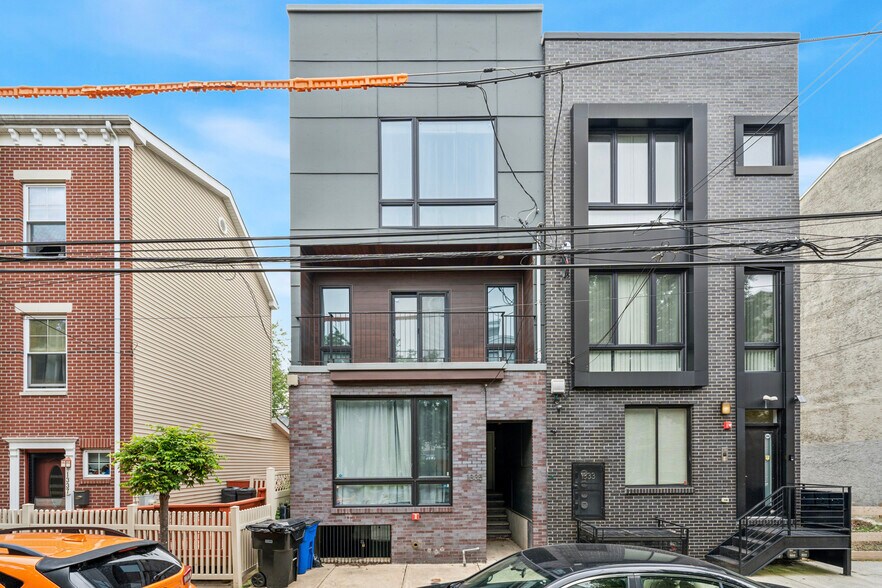 Primary Photo - 1335 N 7th St