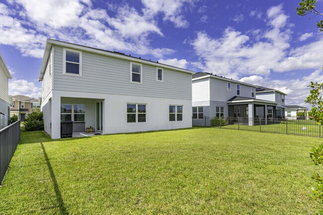 Building Photo - 12291 SW Forli Wy