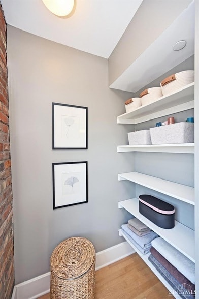 Building Photo - 27 Mercer St