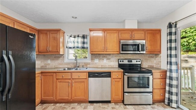 Building Photo - 6275 Akins Way