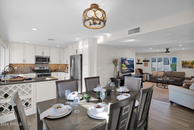 Building Photo - 4883 N Granite Reef Rd