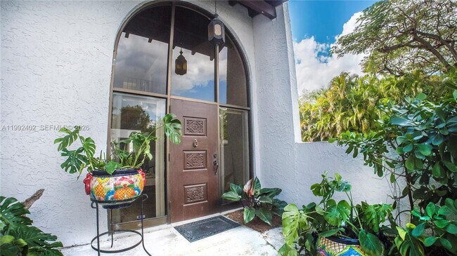 Building Photo - 9280 Biscayne Blvd