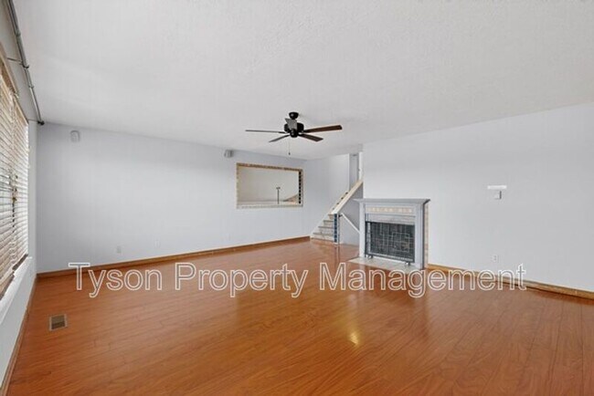 Building Photo - 9230 Osuna Pl NE