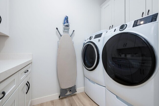 Building Photo - 66801 Verbena Dr