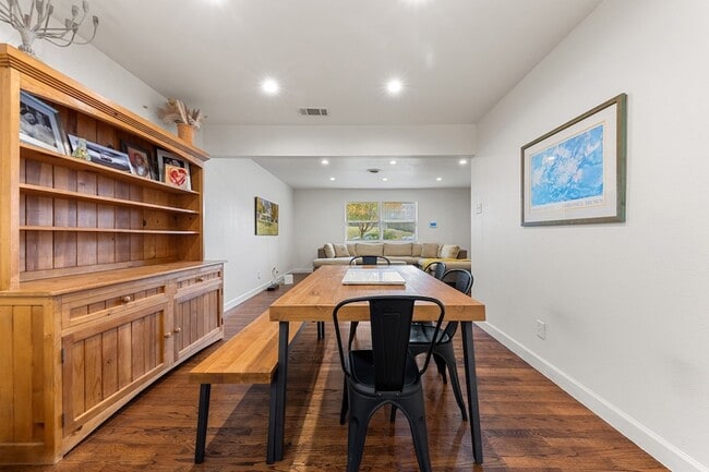 Building Photo - 8053 Claremont Dr