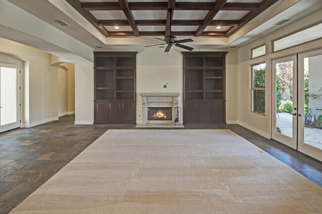Building Photo - 81075 Giacomo Way