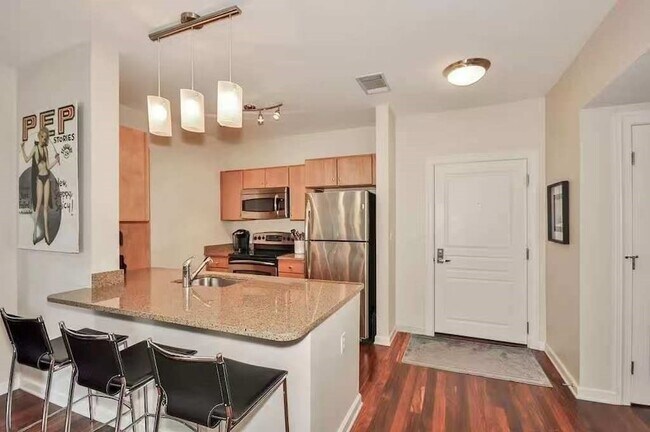 Building Photo - 4 Repton Pl