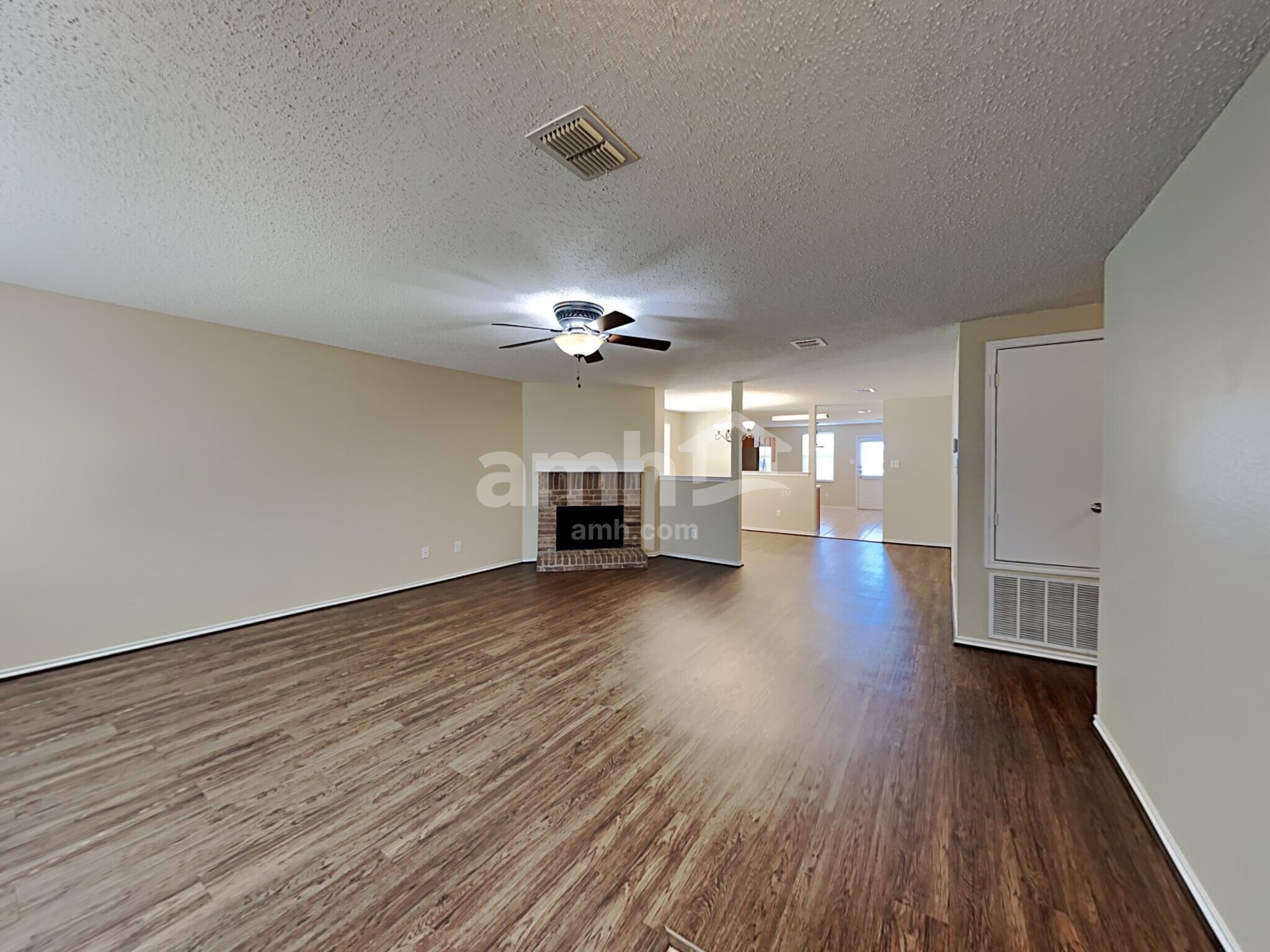 Building Photo - 3956 German Pointer Way