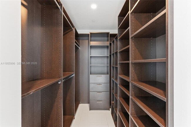 Building Photo - 1080 Brickell Ave