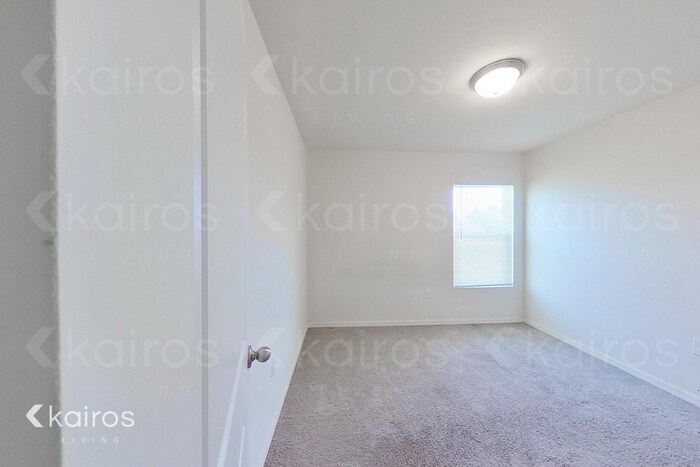 Building Photo - 305 NE 23rd Terrace