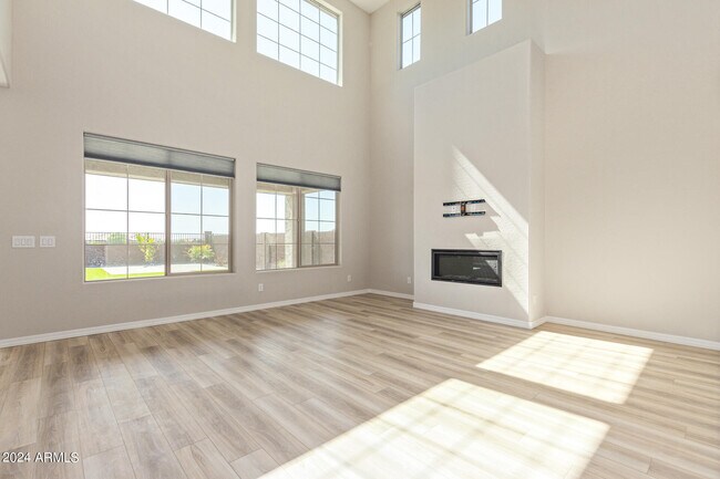 Building Photo - 25584 S 230th St