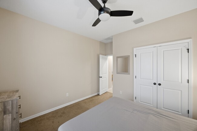 Building Photo - 5816 Brunner Ct