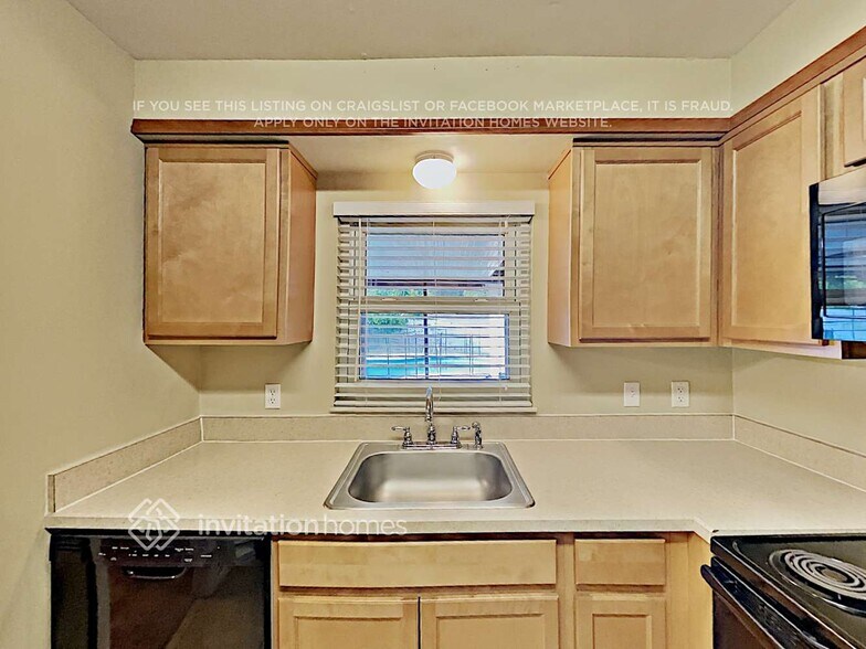 Building Photo - 907 Parson Brown Way